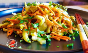 Вкусные рецепты с солёными огурцами: идеи для вашего стола