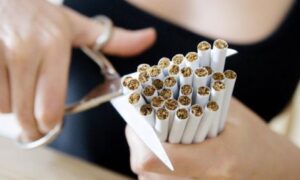 Как бросить курить: полезные советы для здоровья каждой женщины