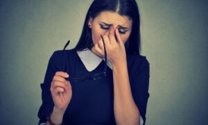 Почему вы устаёте, даже если высыпаетесь: 6 неочевидных причин от врачей