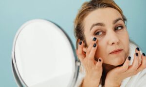 Почему темные круги под глазами не исчезают: неожиданные причины и решения