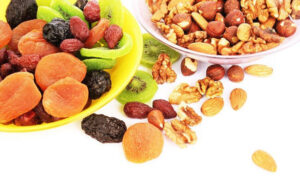 Здоровые перекусы для активных мам: 5 идей для офиса и не только