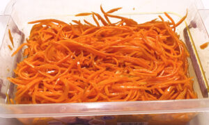 Сочные рецепты: как приготовить морковь по-корейски дома