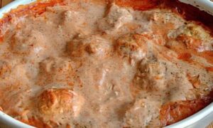 Нежные рыбные тефтели из горбуши: простой рецепт с аппетитной подливкой