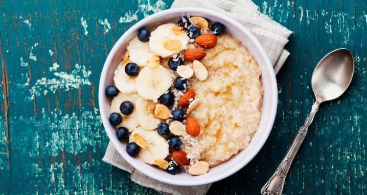 Ревматоидный артрит: Эксперты назвали идеальные завтраки для здоровья суставов