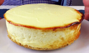 Простой рецепт сырной закуски из 4 ингредиентов, который покорит всех