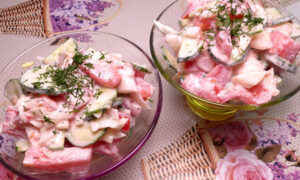 Сочные помидоры: простые и вкусные рецепты салатов